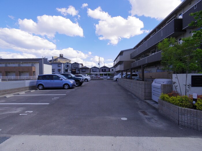 レジェンド鳥羽の物件外観写真