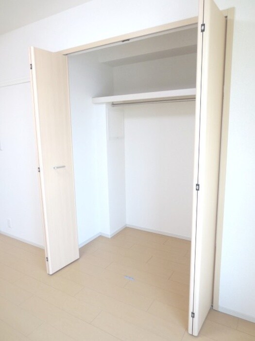 プラシ－ド・セレノ・カ－サの物件内観写真