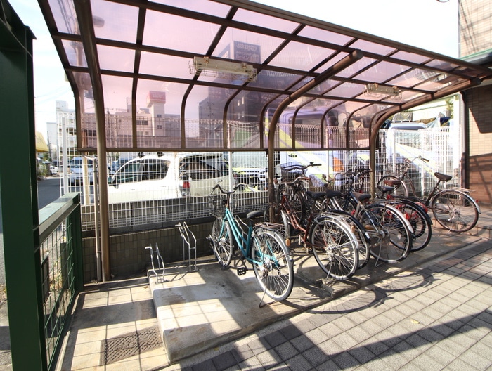 ハイウッズナガタの物件外観写真