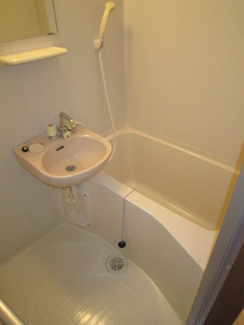 ハイウッズナガタの物件内観写真