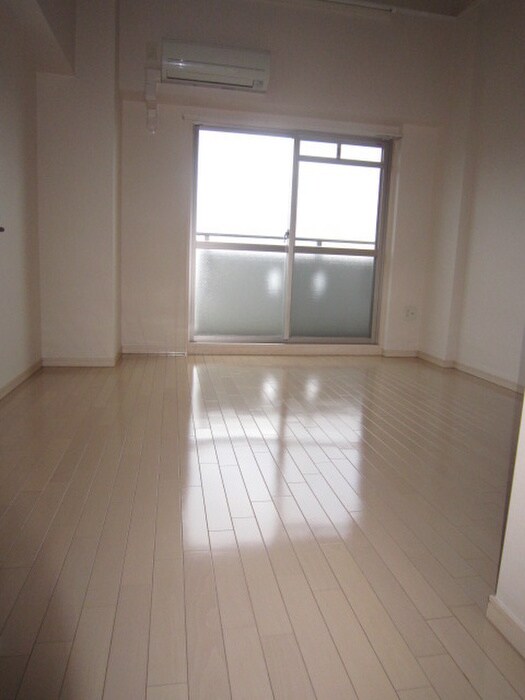 インベスト北梅田の物件内観写真