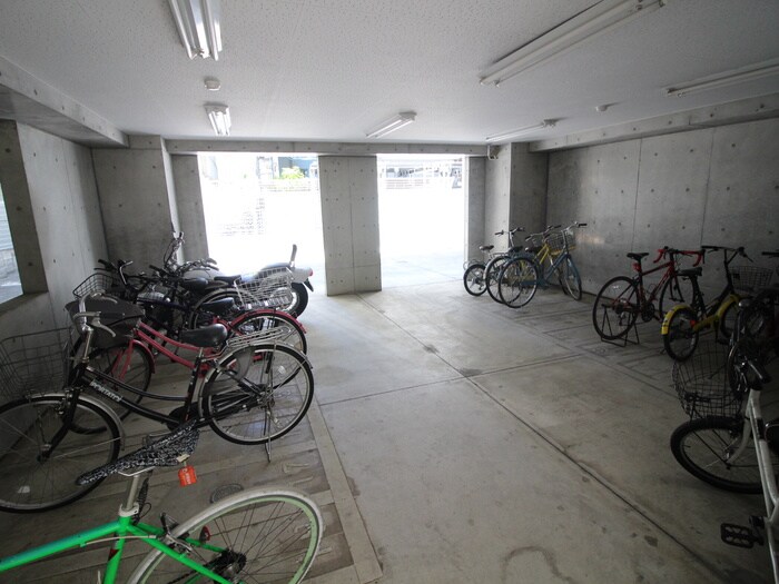 インベスト北梅田の物件外観写真