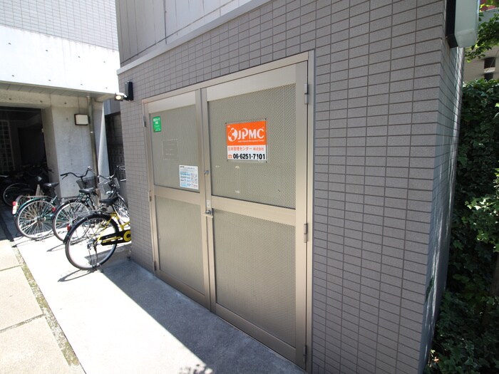 インベスト北梅田の物件外観写真