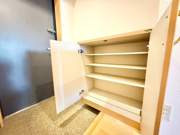 奥村マンションの物件内観写真