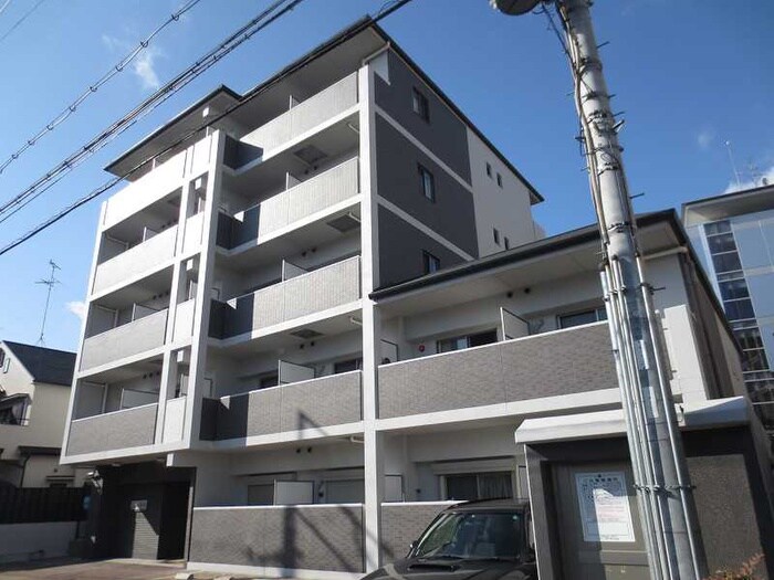 アイ・ウエスト茨木の物件外観写真