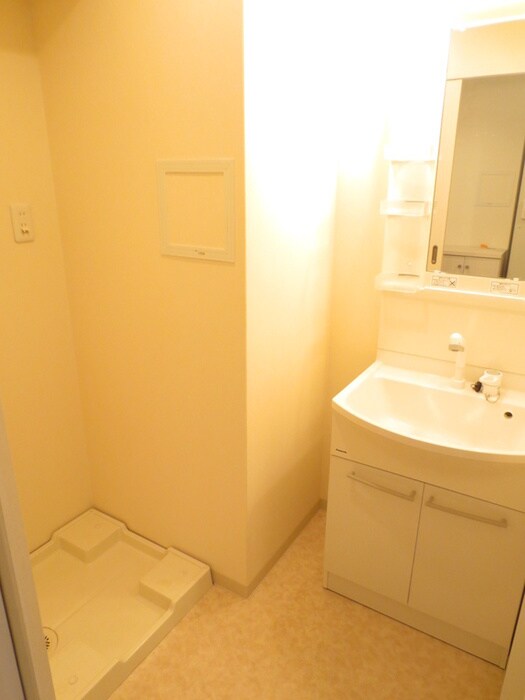 アイ・ウエスト茨木の物件内観写真