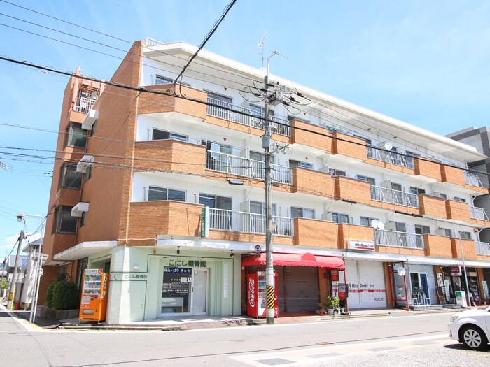 詩仙ハイムの物件外観写真