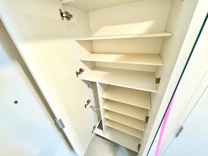 ﾌｧｰｽﾄﾌｨｵｰﾚ京橋ﾉﾜｰﾙ(104)の物件内観写真