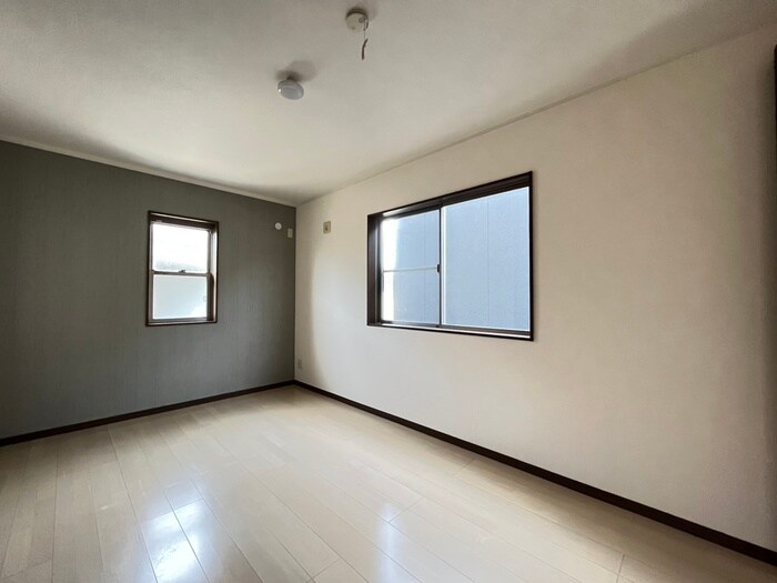 大阪狭山市茱萸木戸建の物件内観写真