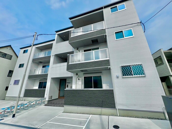 Leclerc IzumisanoⅡの物件外観写真