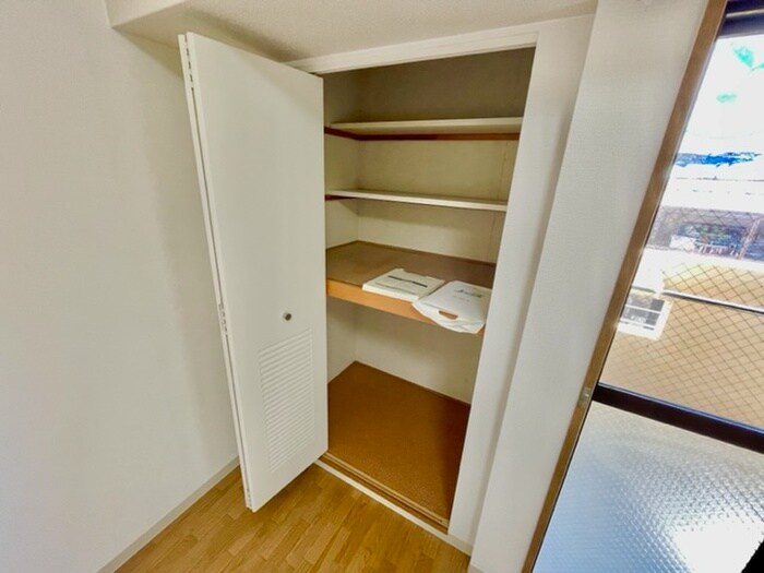 ラヴィエベル門真の物件内観写真