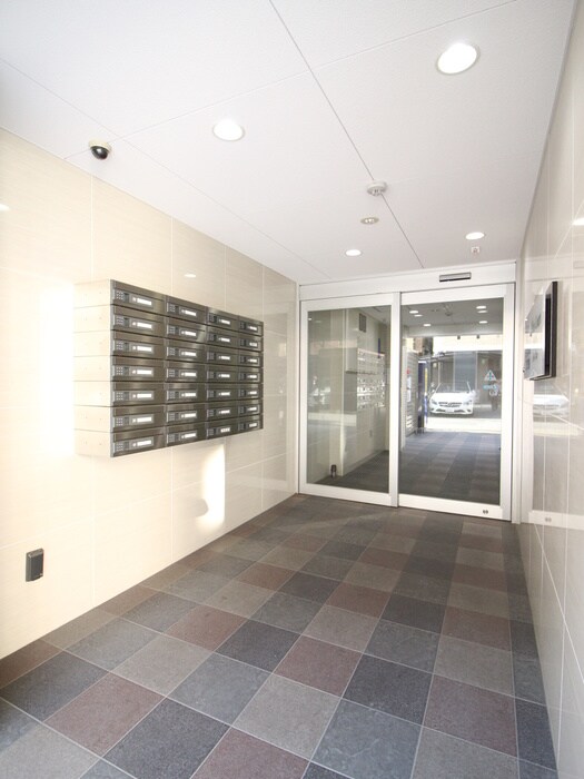 ウインズコート城東中央の物件外観写真