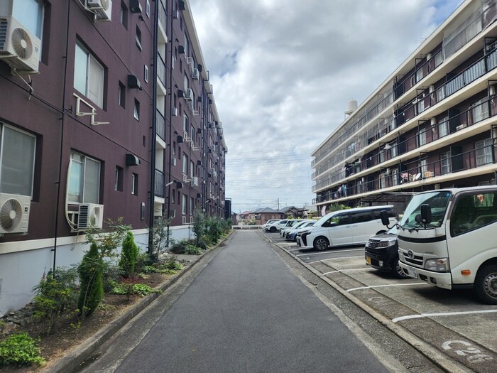 高津橋農住団地C棟の物件外観写真