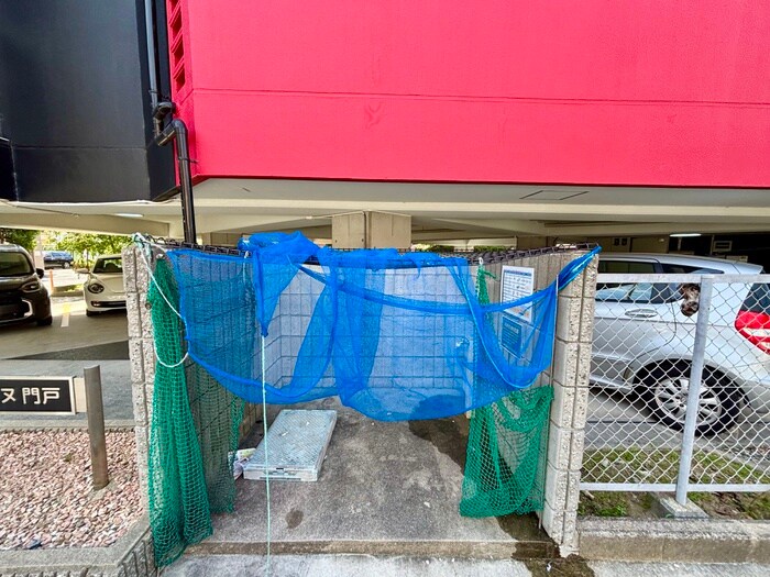 シロハイヌ門戸の物件外観写真