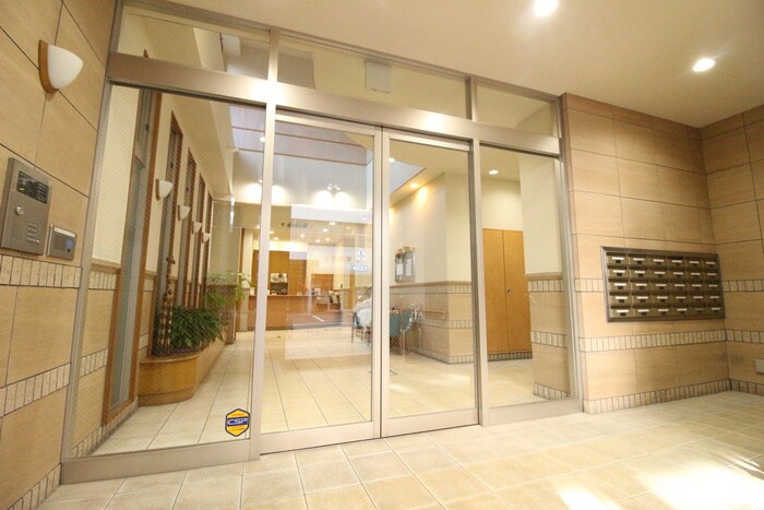 ルミノ－サ三条小川の物件外観写真