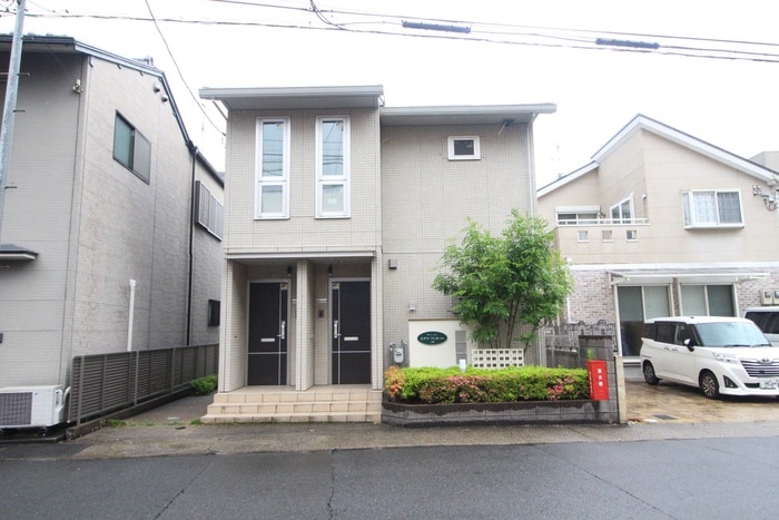 ピグナフィオーレＡ棟の物件外観写真