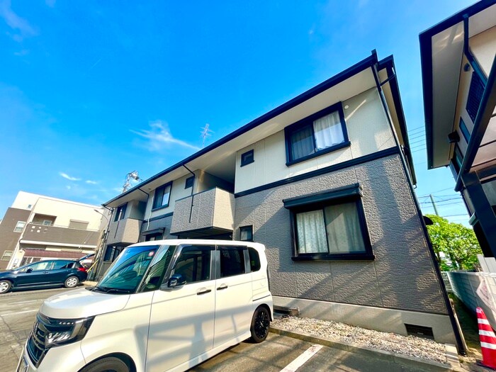 ハイカム－ル松井の物件外観写真