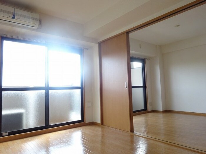 サンフロ－ラの物件内観写真