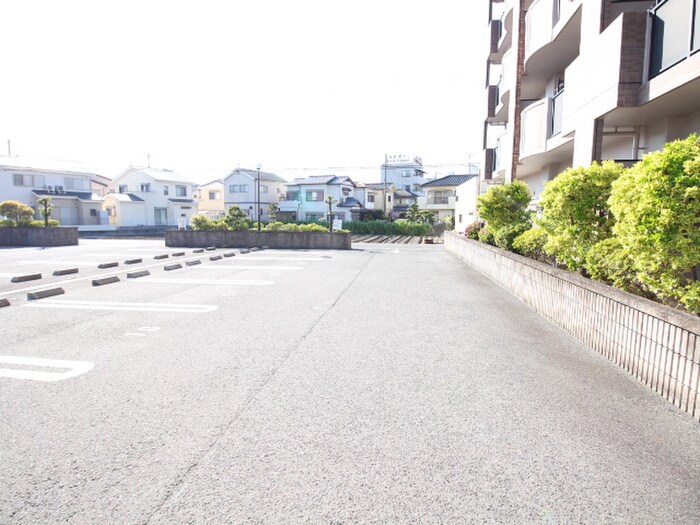 サンフロ－ラの物件外観写真