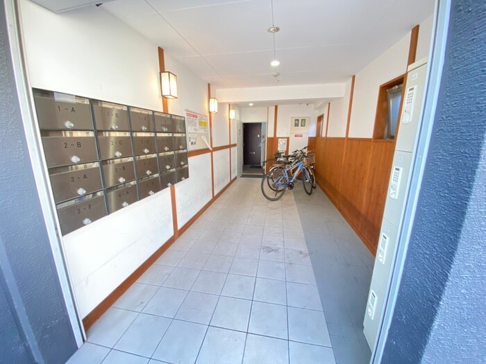 マルティ円町の物件外観写真