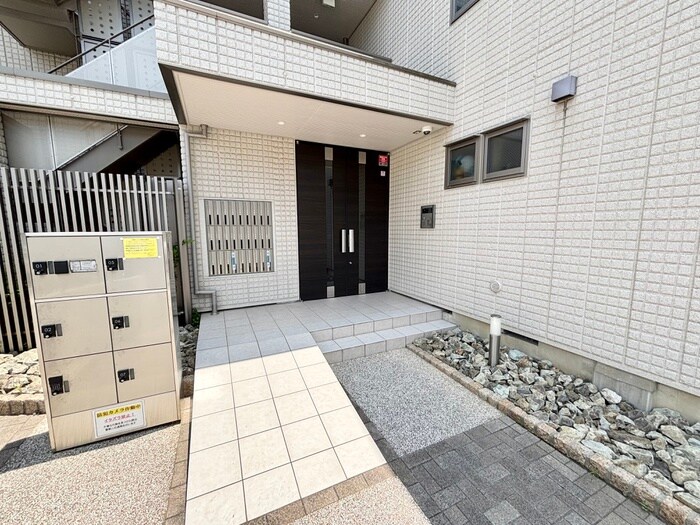 グランデレーヌの物件外観写真