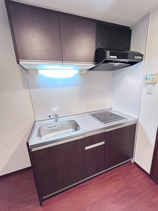 エタ－ナルコ－ト三条の物件内観写真