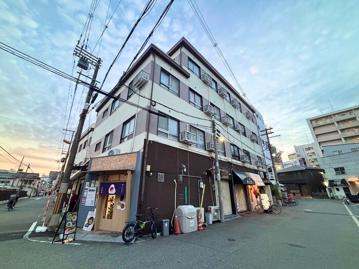 第３田辺マンションの物件外観写真