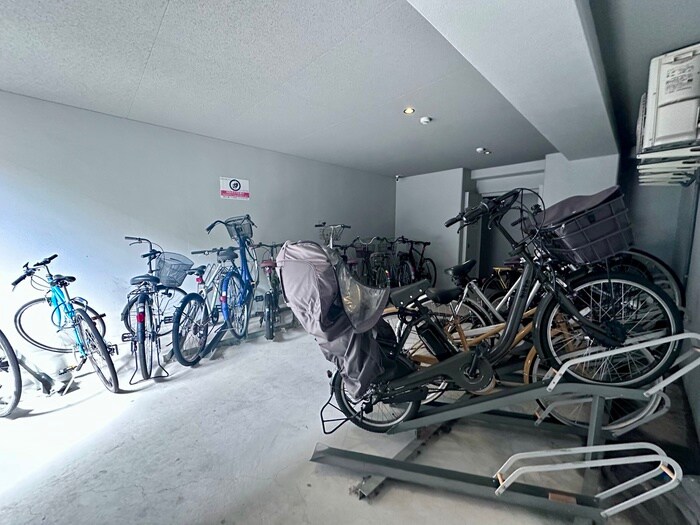 フォース二条城東の物件外観写真