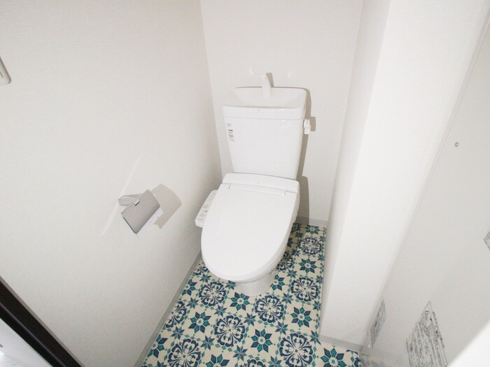 フォース二条城東の物件内観写真