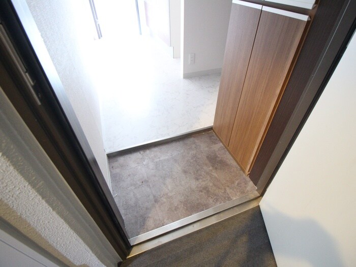 フォース二条城東の物件内観写真