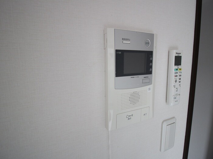 フォース二条城東の物件内観写真