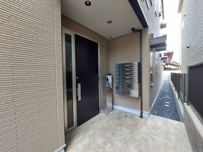 La Maison Isaの物件外観写真