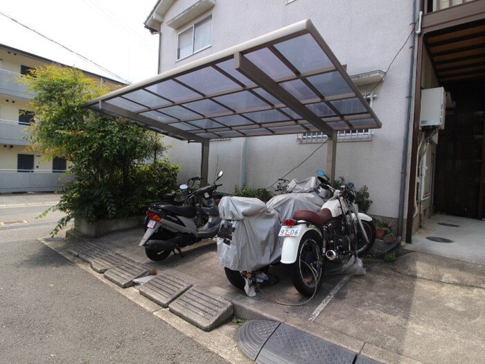 ロ－レルプラザの物件外観写真