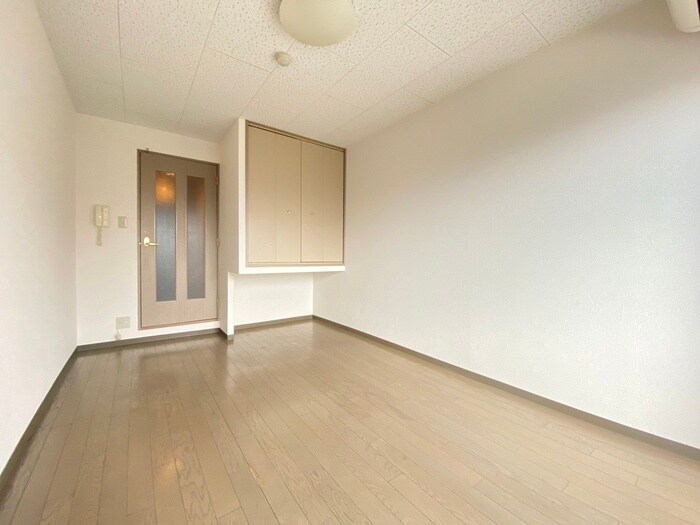 アイリスウエストの物件内観写真