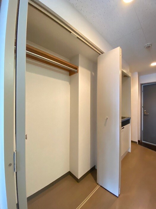 アイリスウエストの物件内観写真