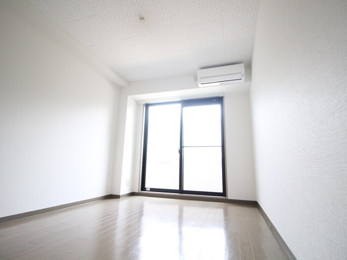 アイリスウエストの物件内観写真