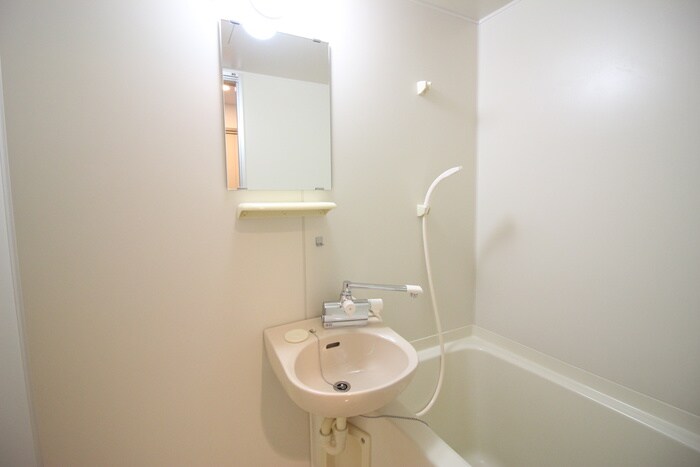 アイリスウエストの物件内観写真