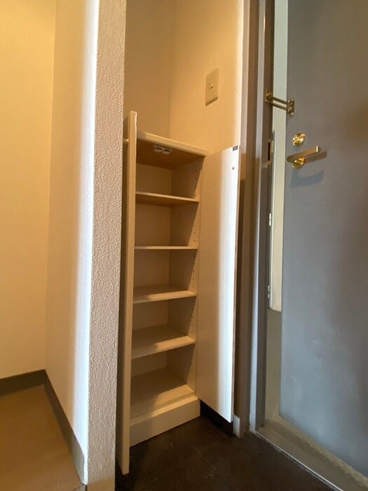 アイリスウエストの物件内観写真