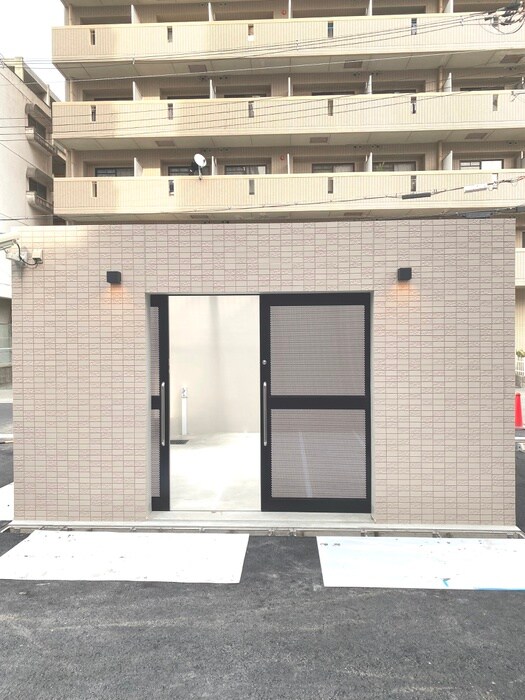 リッツ新大阪プレミアムの物件外観写真