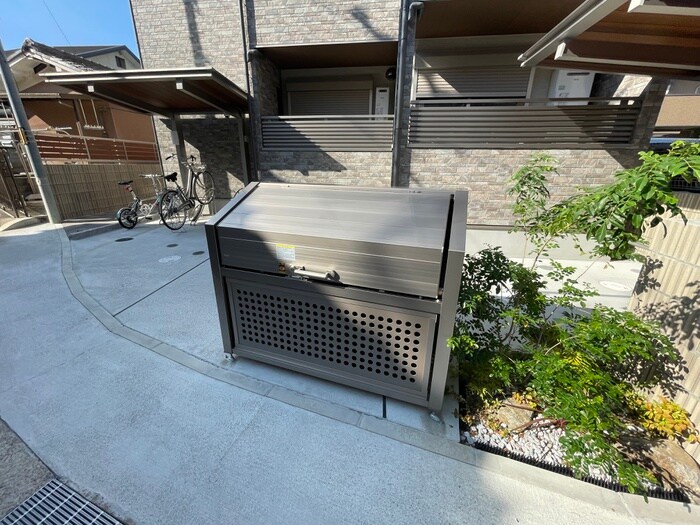 KRM RESIDENCE NAGAOKATENJINの物件外観写真