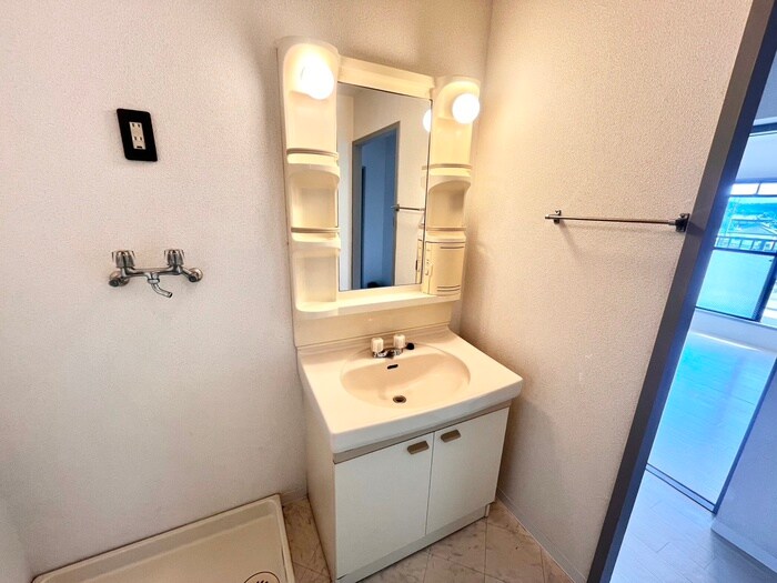 栗東ハイツＡの物件内観写真