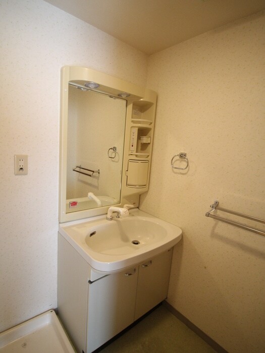 グラマシー立売堀の物件内観写真