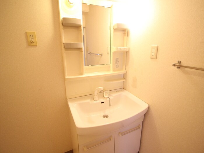 リベラルパレス城東Ａ棟の物件内観写真