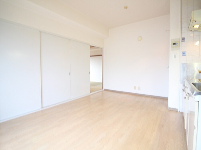 リベラルパレス城東Ａ棟の物件内観写真