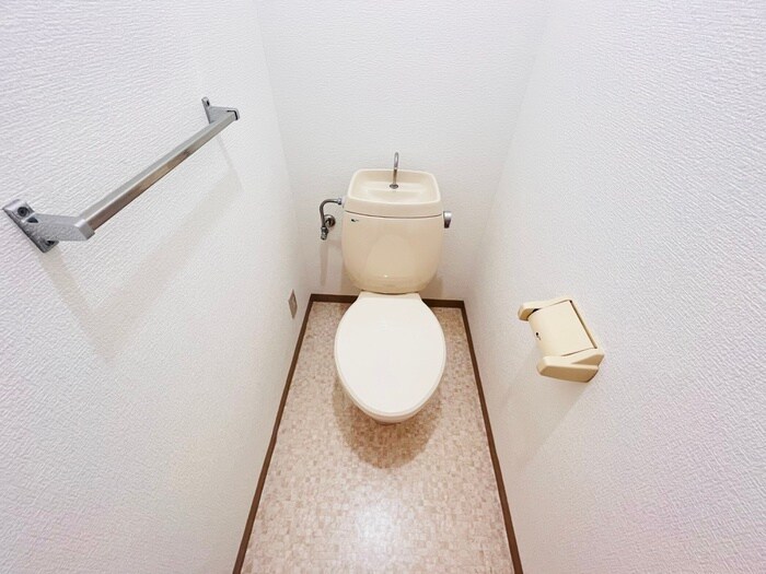 ファミ－ル仁川Ⅱの物件内観写真