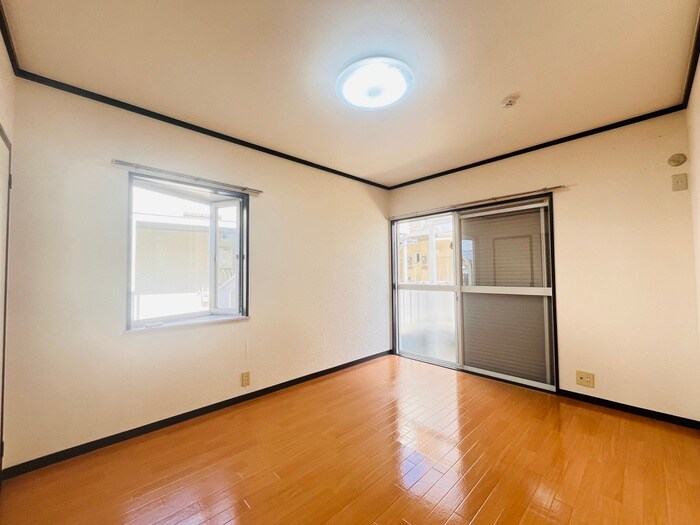 ファミ－ル仁川Ⅱの物件内観写真