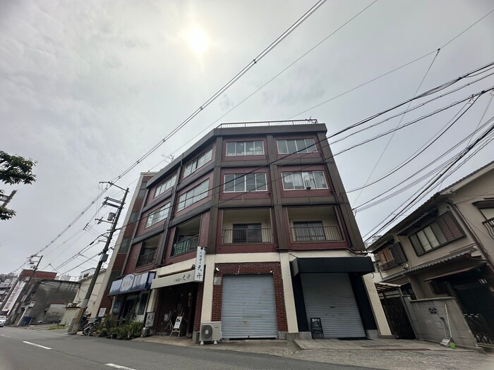 山口ビルの物件外観写真