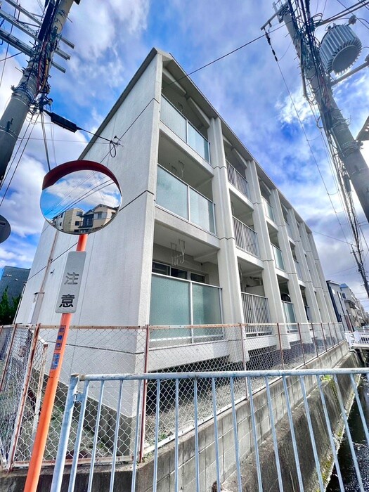 福弥マンションの物件外観写真