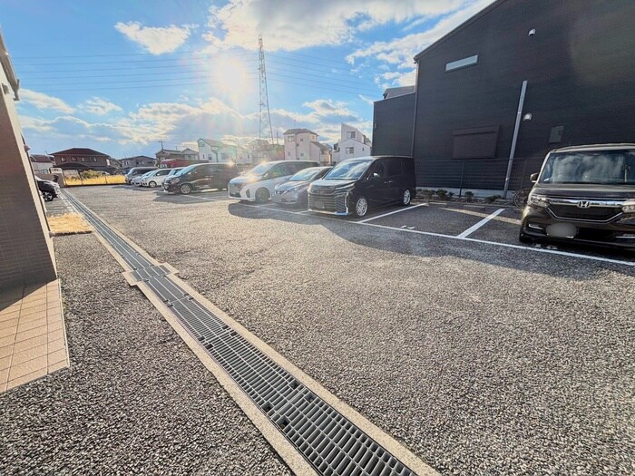 サンパティ－ク昆陽の物件外観写真