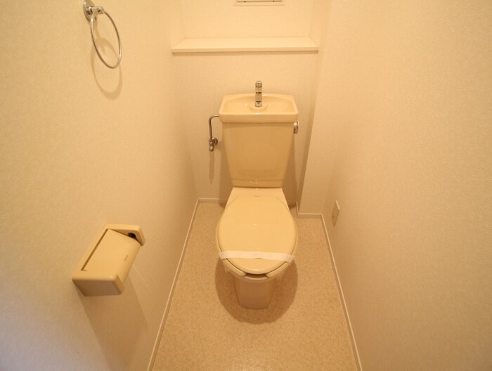 サンパティ－ク昆陽の物件内観写真